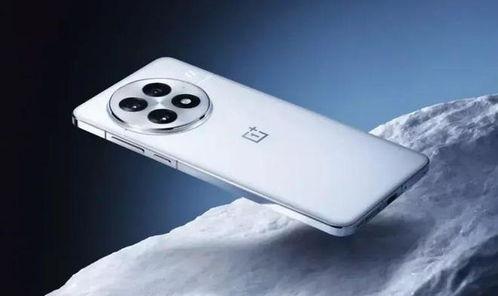 一加15最新爆料,性能与设计双突破，引领手机行业新潮流！”